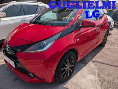 Toyota Aygo 1.0 VVT-i 69 CV 5 porte x-wave usata