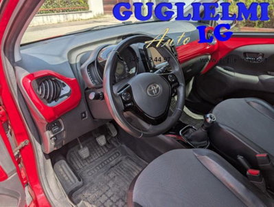 Toyota Aygo 1.0 VVT-i 69 CV 5 porte x-wave (13)