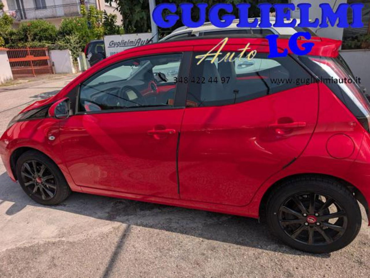 Toyota Aygo 1.0 VVT-i 69 CV 5 porte x-wave (4)