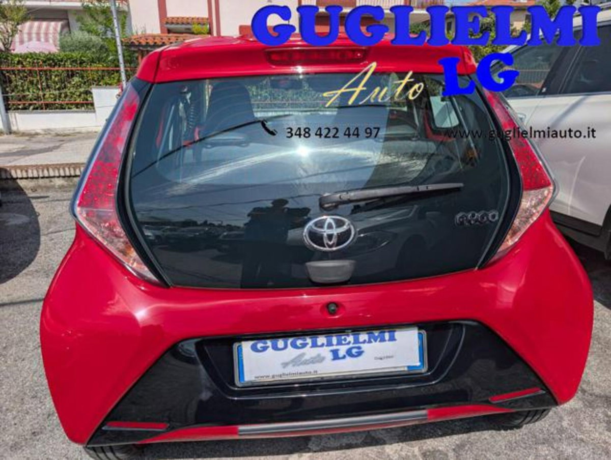 Toyota Aygo 1.0 VVT-i 69 CV 5 porte x-wave (6)