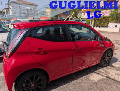 Toyota Aygo 1.0 VVT-i 69 CV 5 porte x-wave (9)