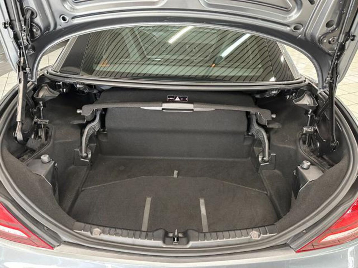 Mercedes-Benz SLC 200 Sport (15)