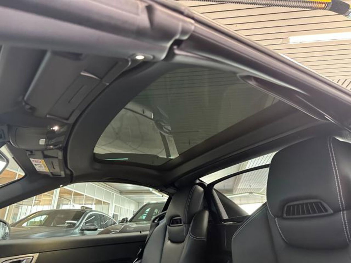 Mercedes-Benz SLC 200 Sport (16)