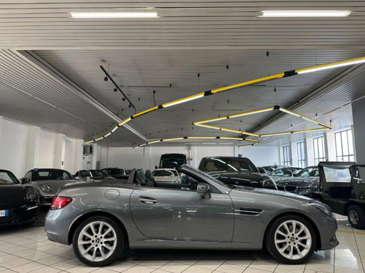 Mercedes-Benz SLC 200 Sport (5)
