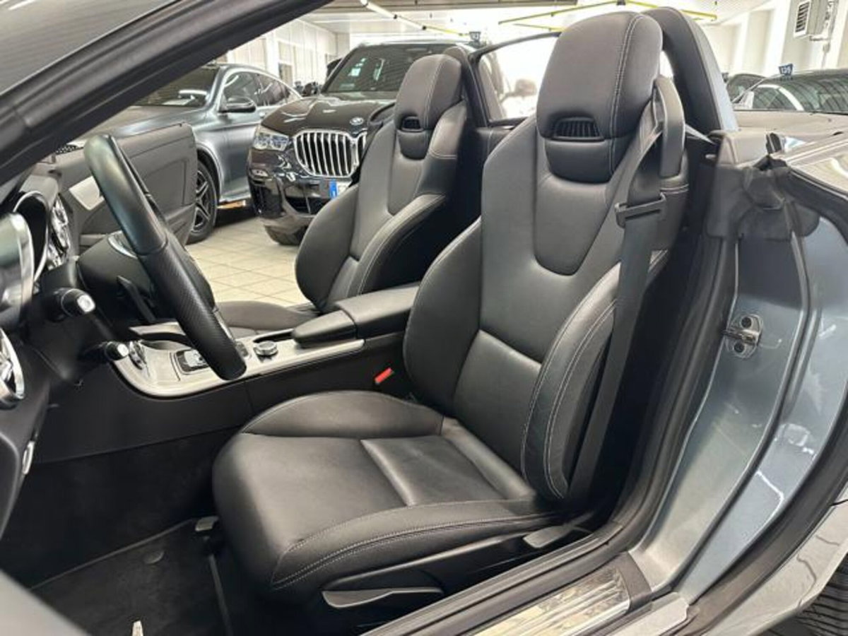 Mercedes-Benz SLC 200 Sport (9)