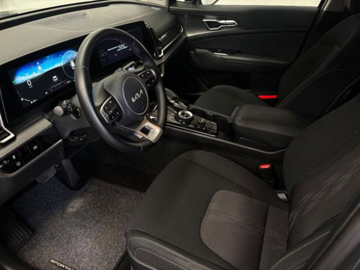 Kia Sportage 1.6 TGDi HEV AT Style (9)