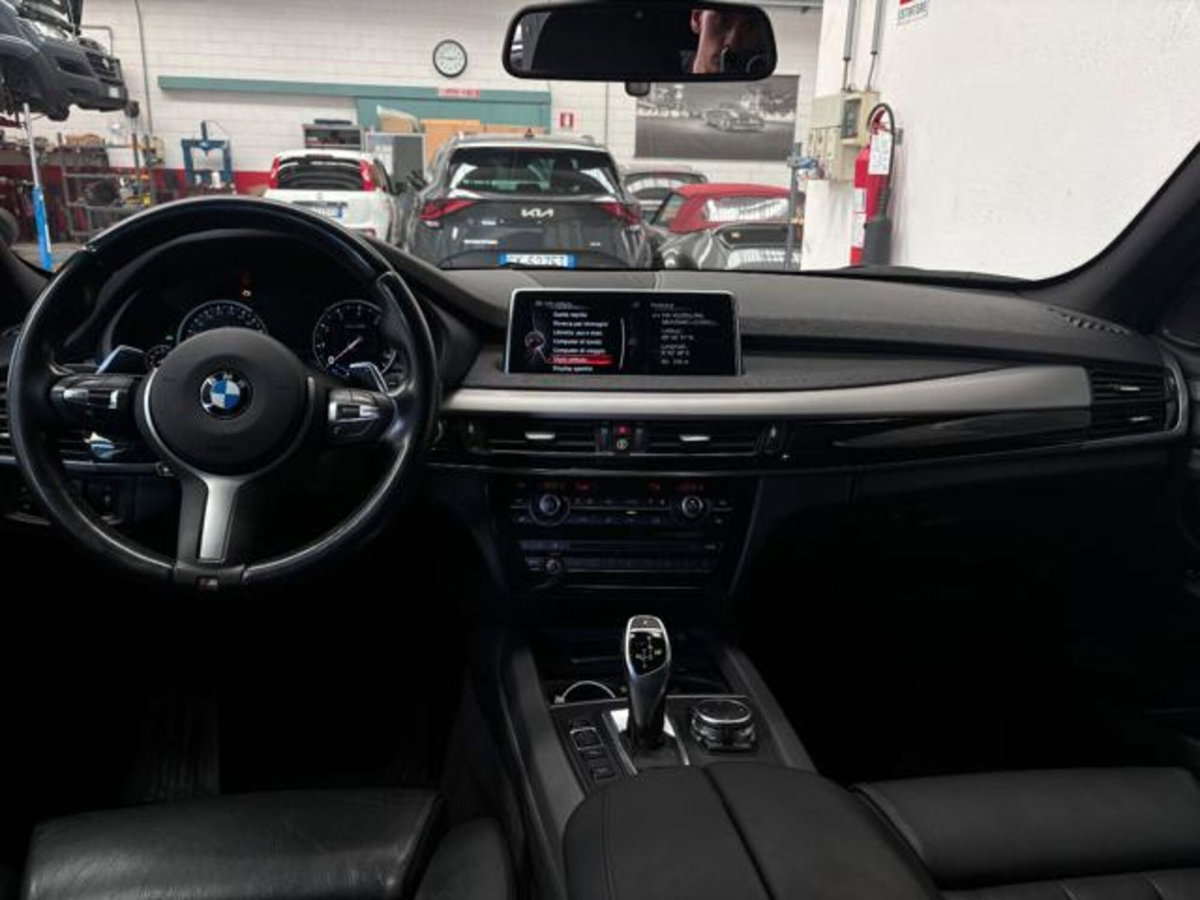 BMW X5 xDrive50i (6)