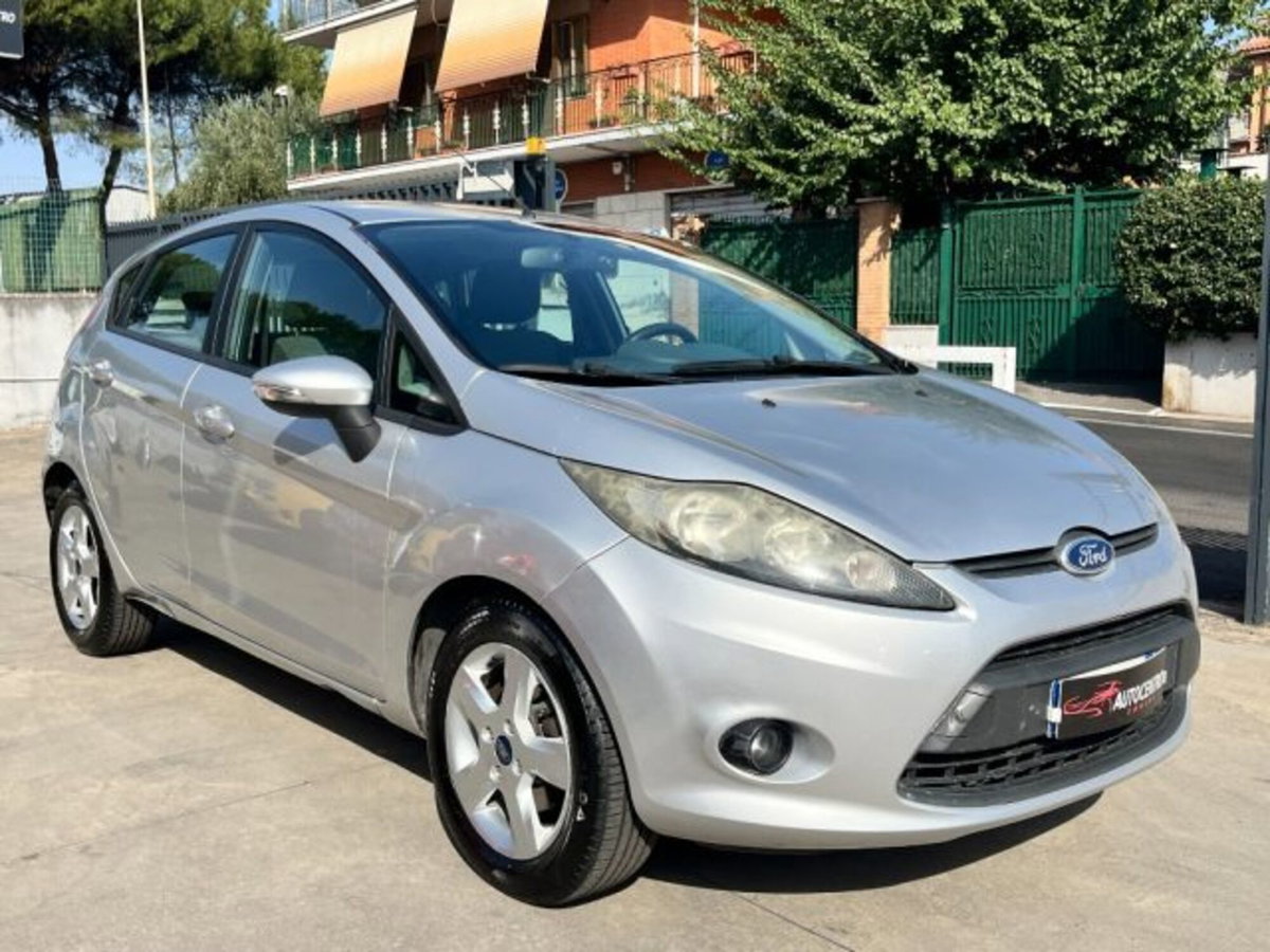 Ford Fiesta 1.2 82CV 5 porte