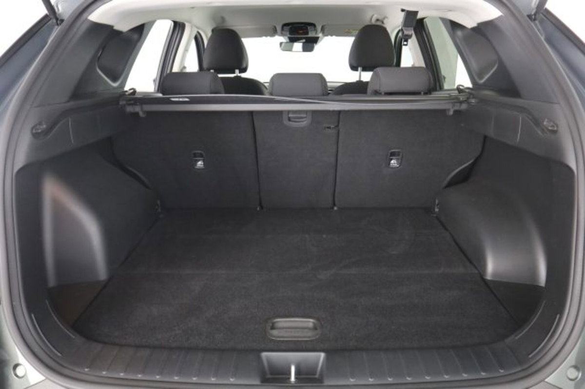 Hyundai Tucson 1.6 crdi 48V Xline 2wd dct (6)