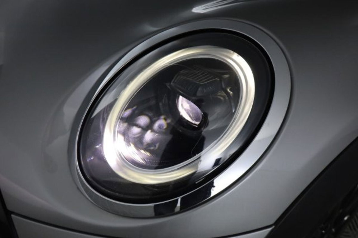 MINI Mini 1.5 Cooper Classic 5 porte (9)