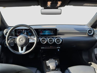 Mercedes-Benz CLA Shooting Brake 200 d Automatic Shooting Brake Executive (12)