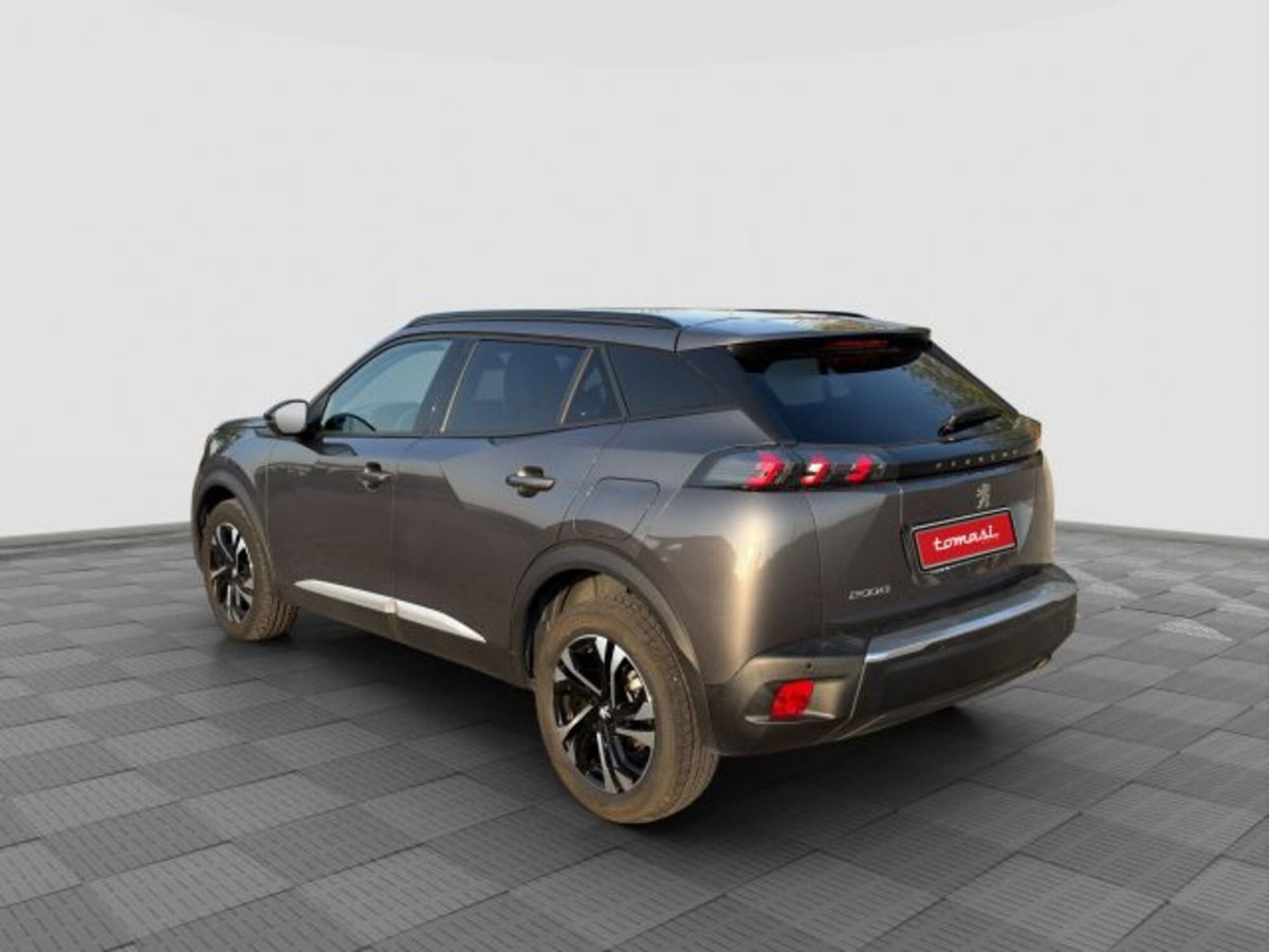 Peugeot 2008 PureTech 100 S&S Allure Pack (3)