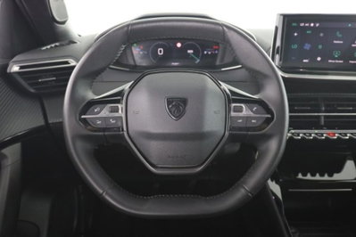 Peugeot 2008 PureTech 100 S&S Allure (5)