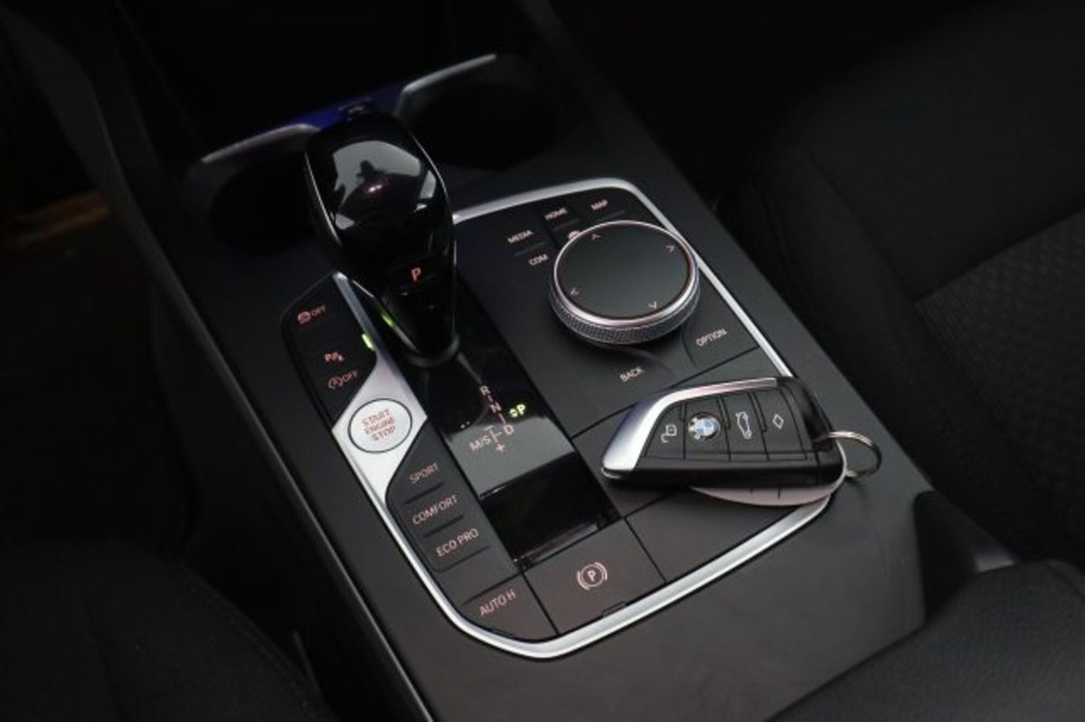 BMW Serie 1 116d 2.0 116CV cat 5 porte Attiva DPF (13)