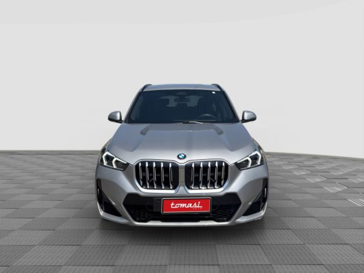 BMW X1 sDrive 18i Msport (8)