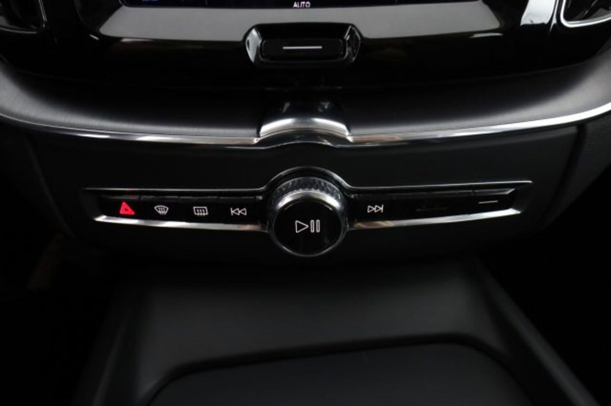 Volvo XC60 B4 Geartronic Momentum (12)