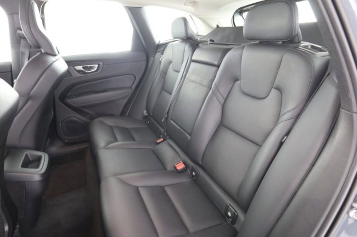Volvo XC60 B4 Geartronic Momentum (3)