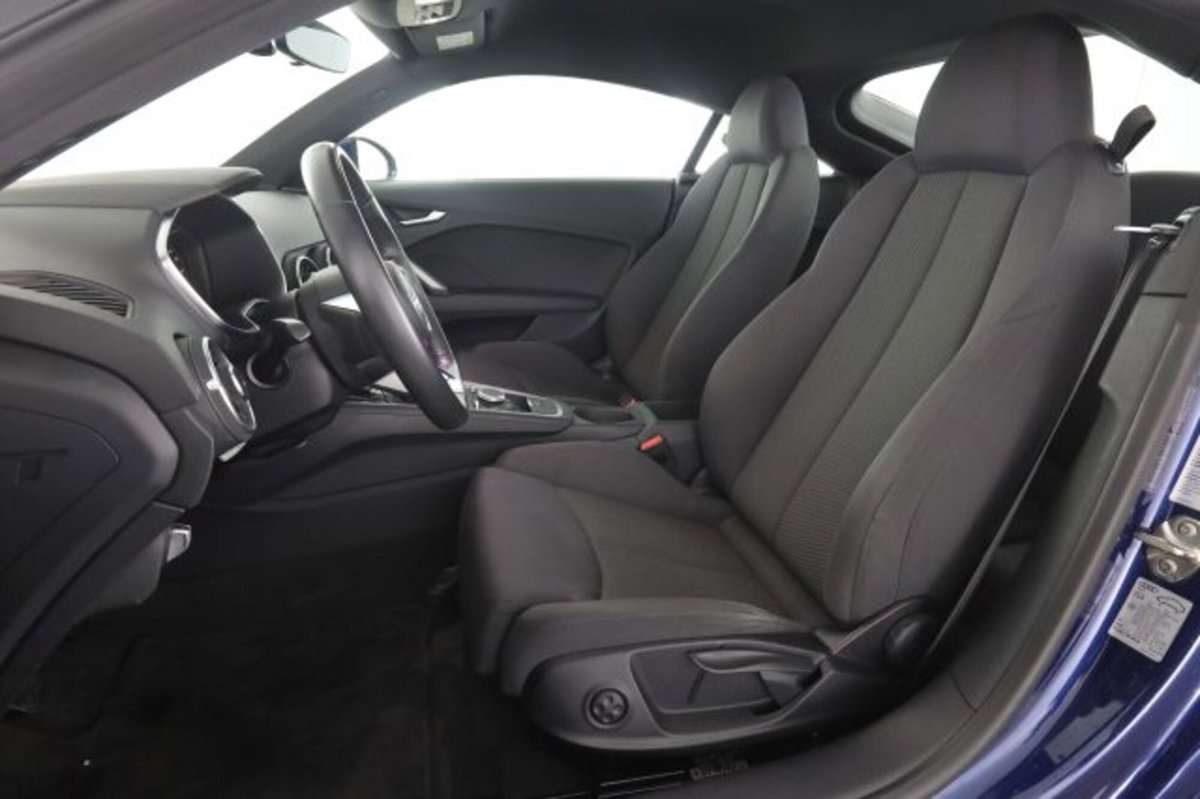 Audi TT Coupé 1.8 TFSI (2)