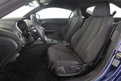 Audi TT Coupé 1.8 TFSI (2)