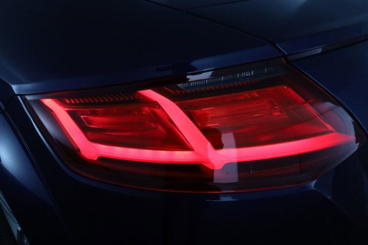 Audi TT Coupé 1.8 TFSI (9)