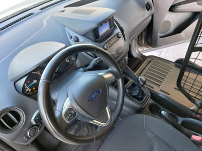 Ford Transit Courier 1.0 EcoBoost 100CV  Titanium (14)