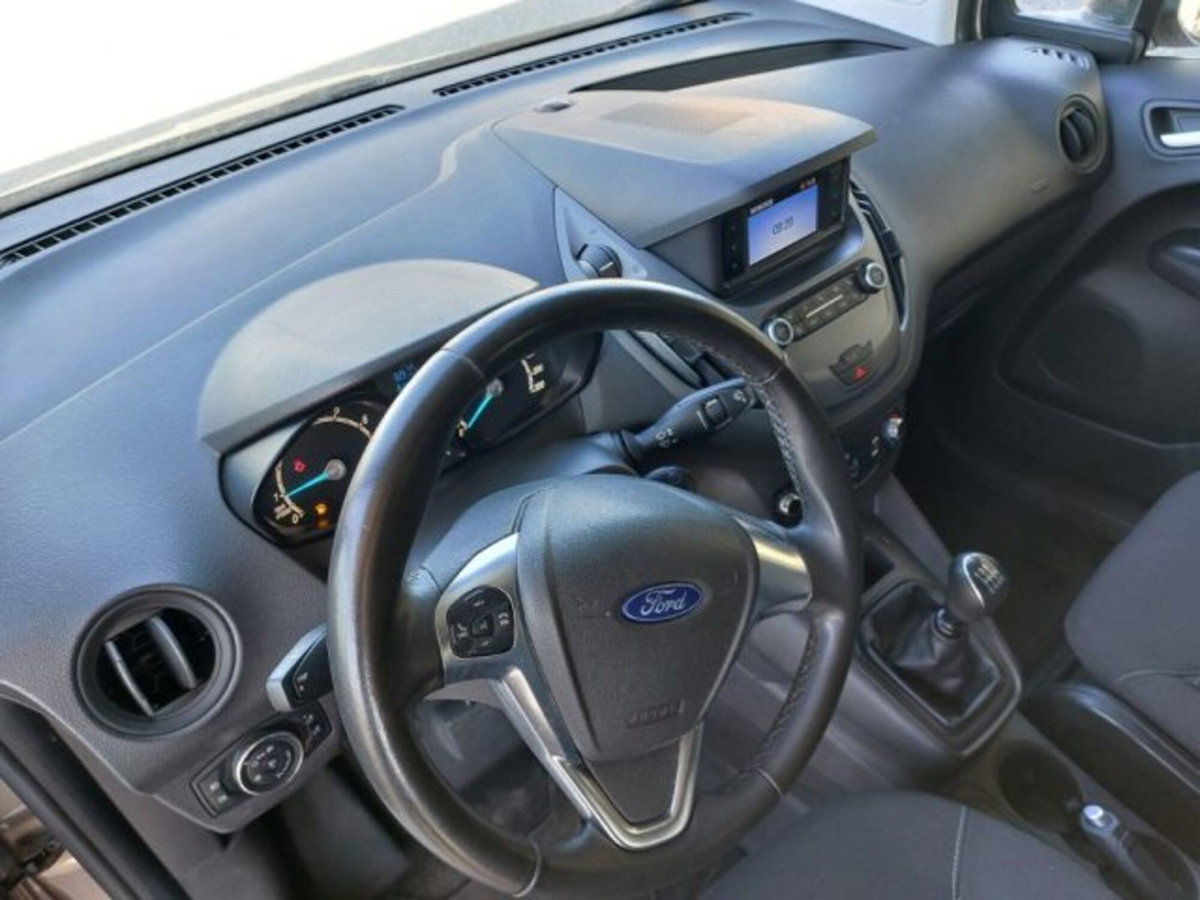 Ford Transit Courier 1.0 EcoBoost 100CV  Titanium (18)