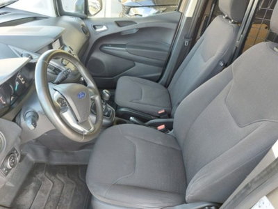 Ford Transit Courier 1.0 EcoBoost 100CV  Titanium (4)