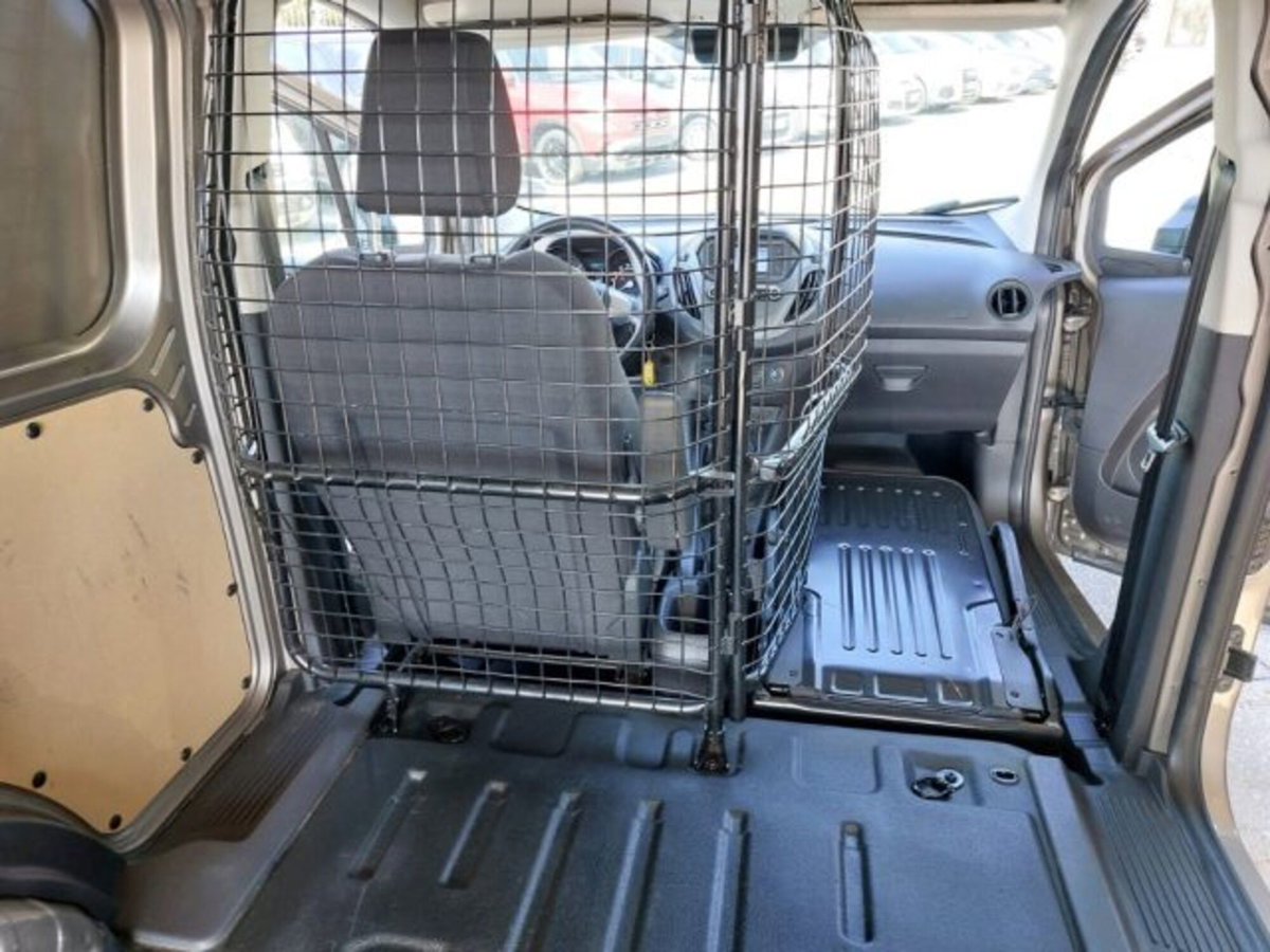 Ford Transit Courier 1.0 EcoBoost 100CV  Titanium (9)