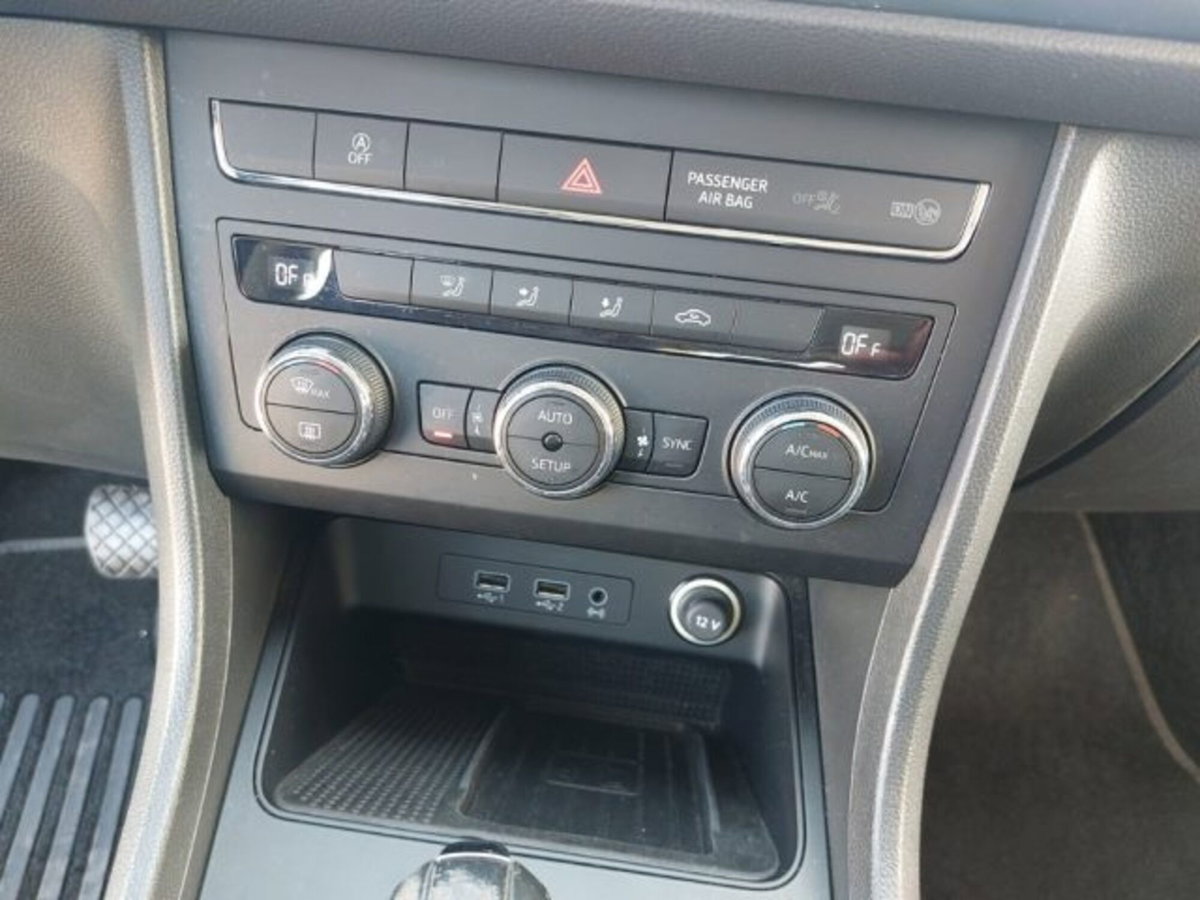 SEAT Ateca 1.6 TDI DSG Business (18)