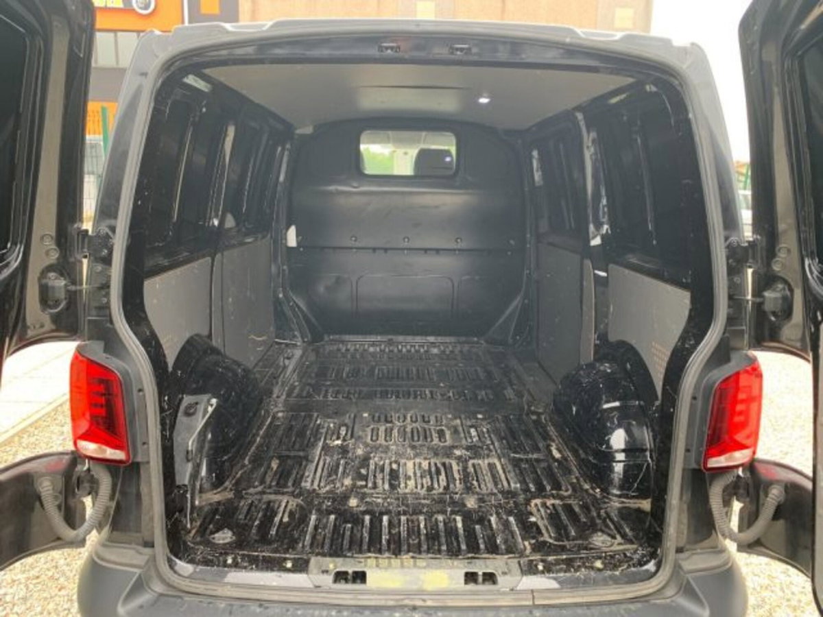 Volkswagen Veicoli Commerciali Transporter Furgone 2.0 TDI 150CV DSG PL Furgone (13)