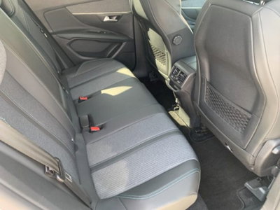 Peugeot 3008 BlueHDi 130 S&S EAT8 Allure Pack (10)