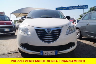 Lancia Ypsilon 1.2 69 CV 5 porte Silver usata