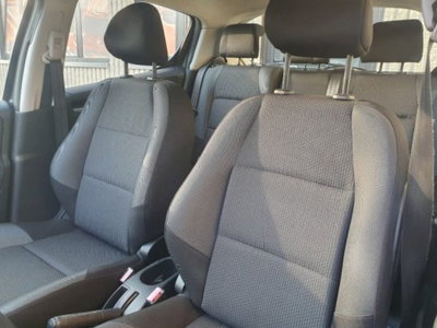 Peugeot 207 HDi 70CV 5p. X Line Business (13)
