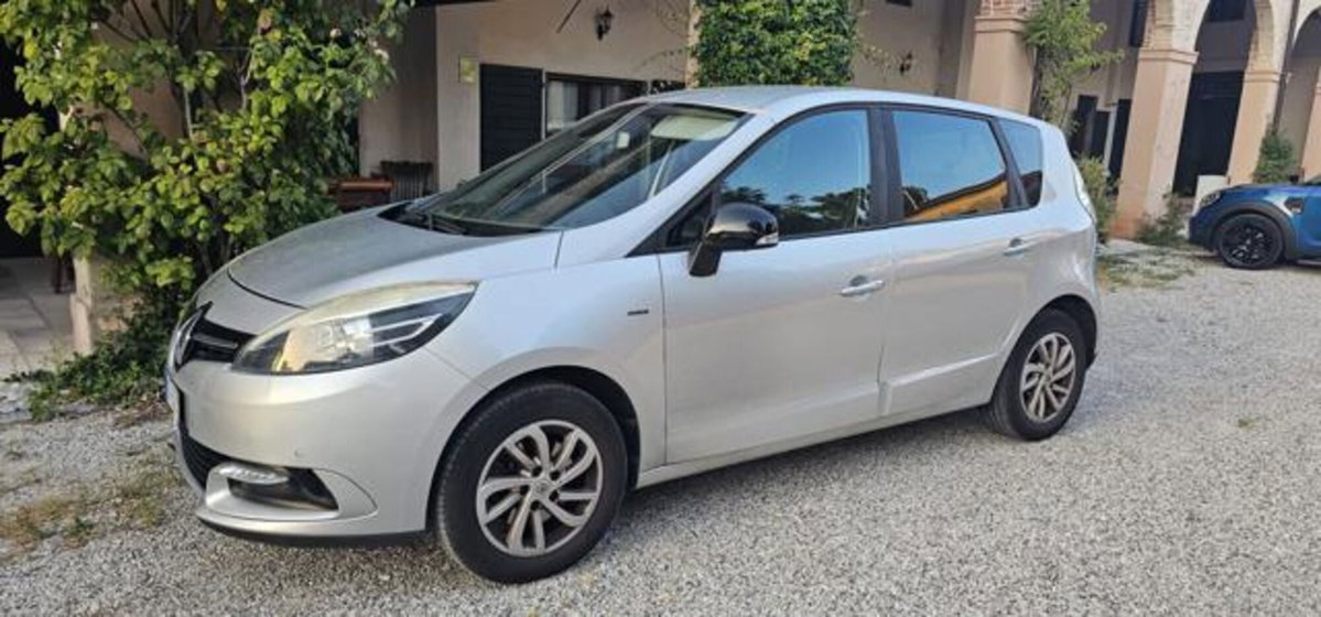Renault Scenic E-Tech Electric XMod dCi 110 CV EDC Limited