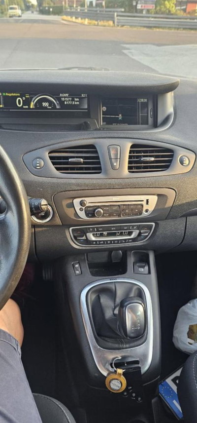 Renault Scenic E-Tech Electric XMod dCi 110 CV EDC Limited (15)