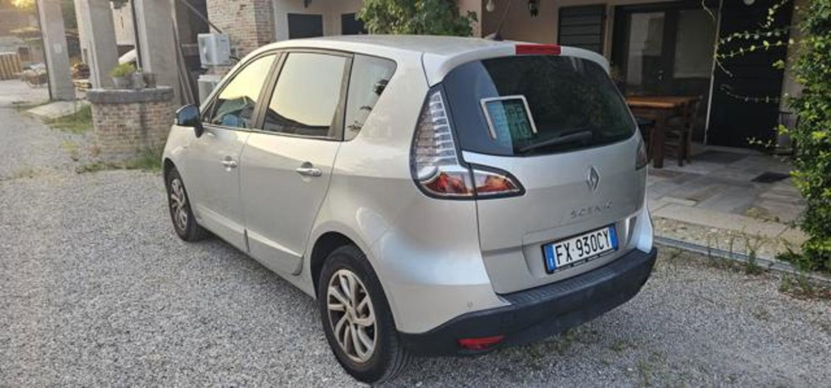 Renault Scenic E-Tech Electric XMod dCi 110 CV EDC Limited (3)