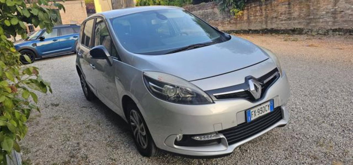 Renault Scenic E-Tech Electric XMod dCi 110 CV EDC Limited (5)