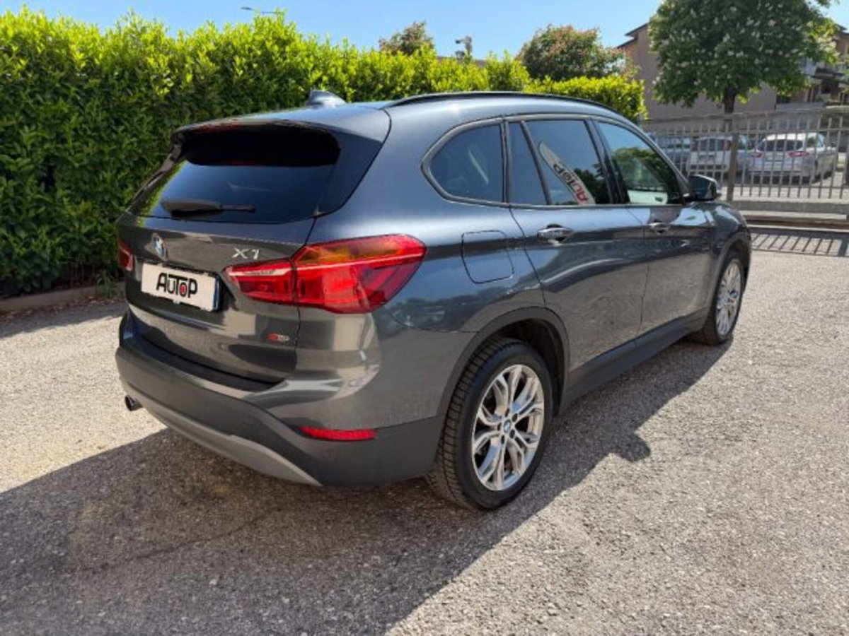 BMW X1 sDrive18d Business (4)