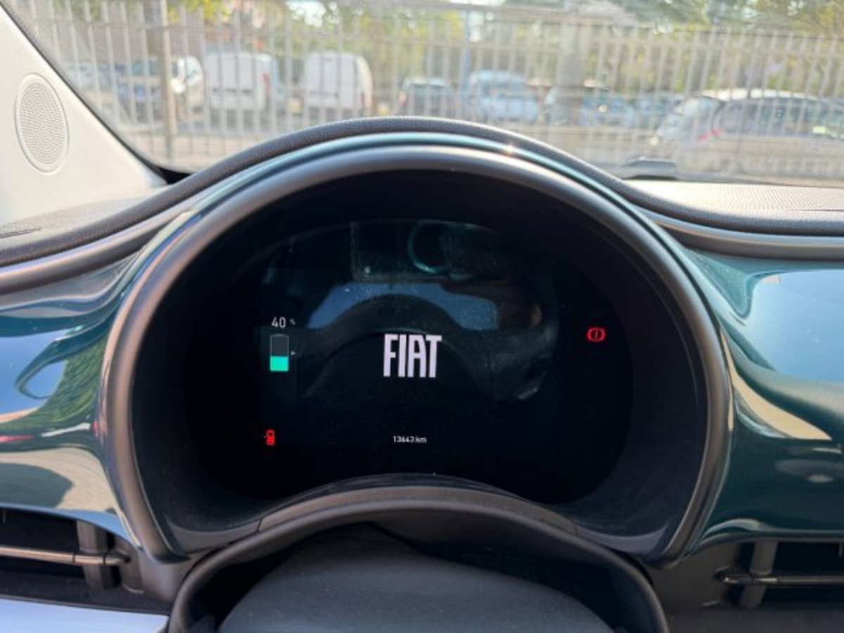 Fiat 500e Icon Berlina 42 kWh (10)
