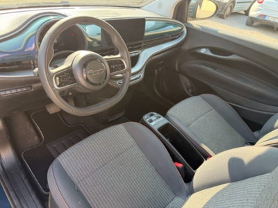 Fiat 500e Icon Berlina 42 kWh (9)