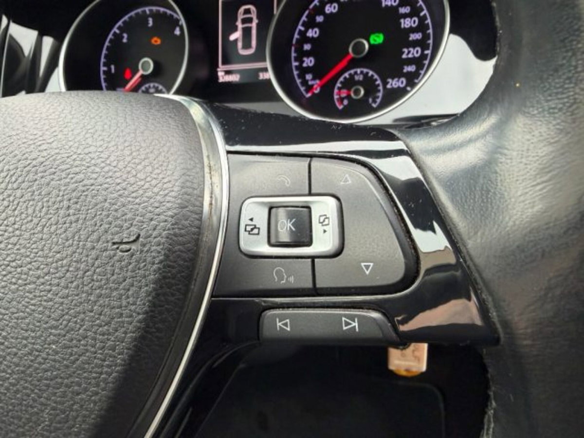 Volkswagen Golf Variant 1.6 TDI 110 CV DSG Highline BMT (15)