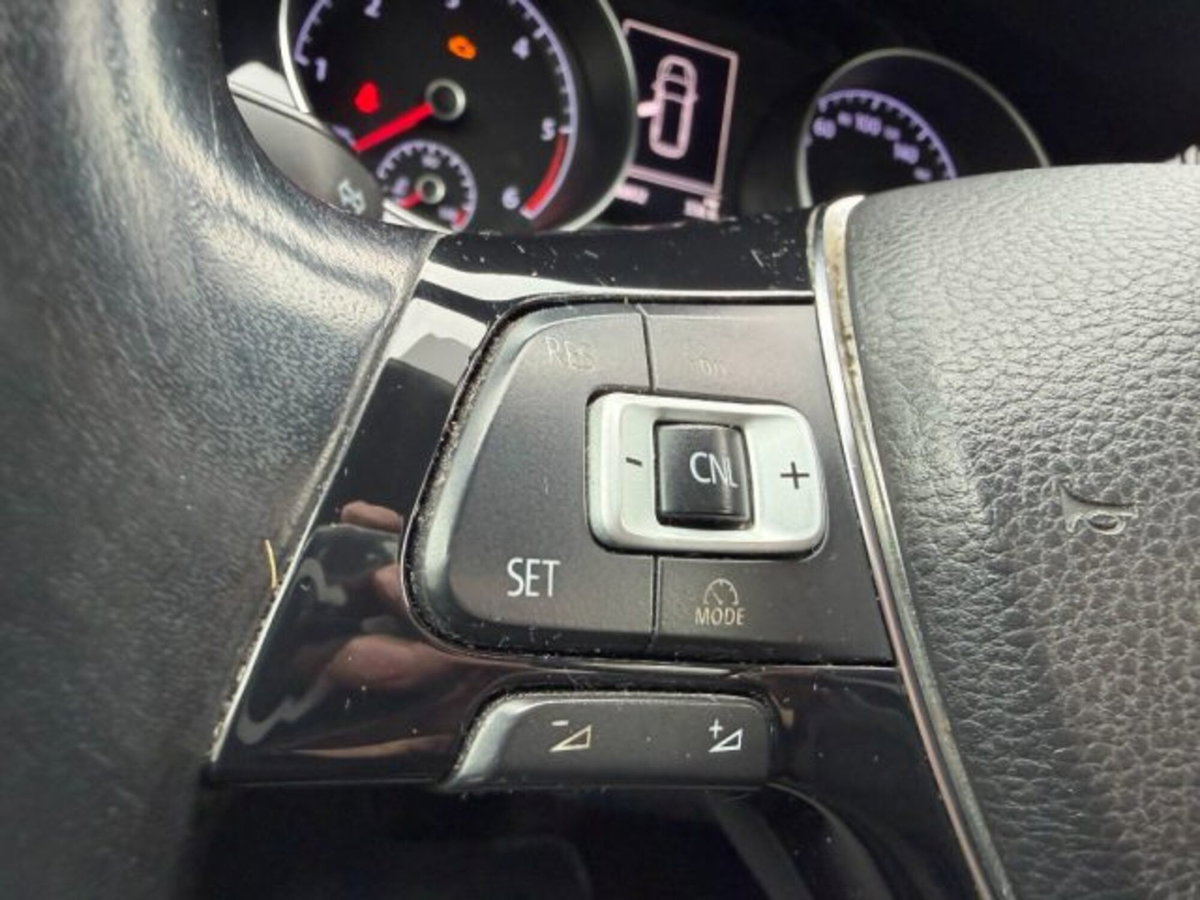 Volkswagen Golf Variant 1.6 TDI 110 CV DSG Highline BMT (16)