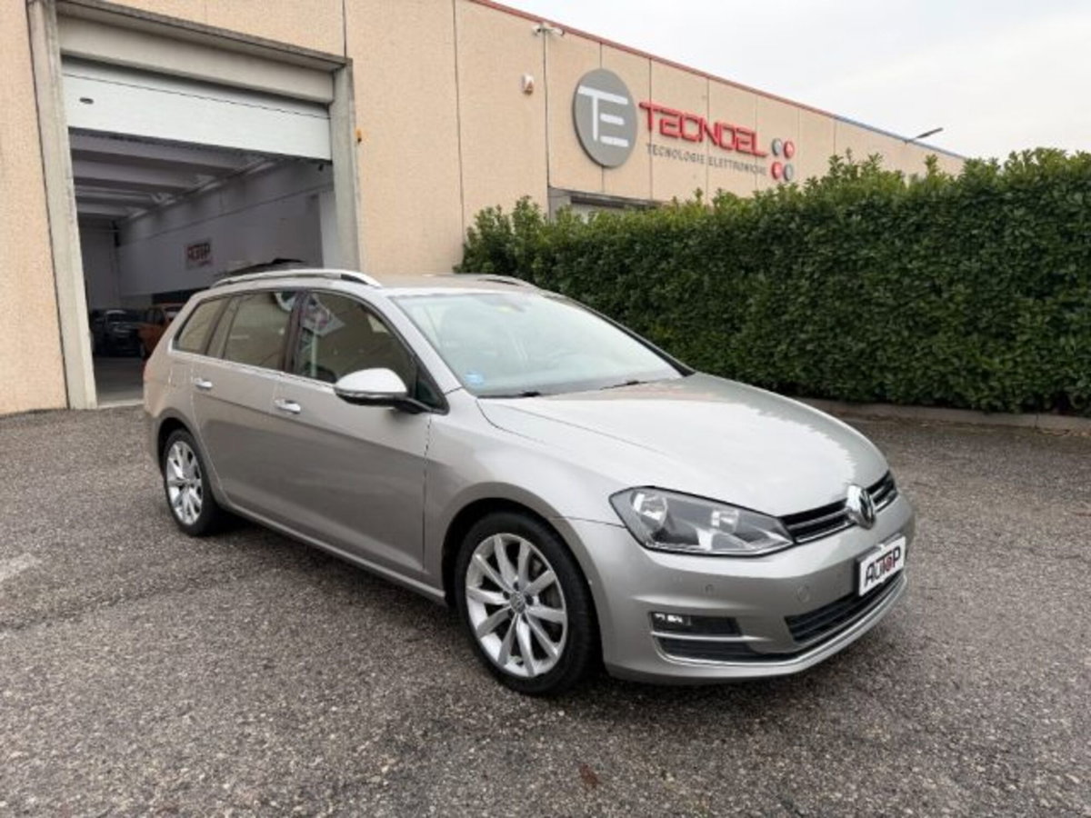 Volkswagen Golf Variant 1.6 TDI 110 CV DSG Highline BMT (3)