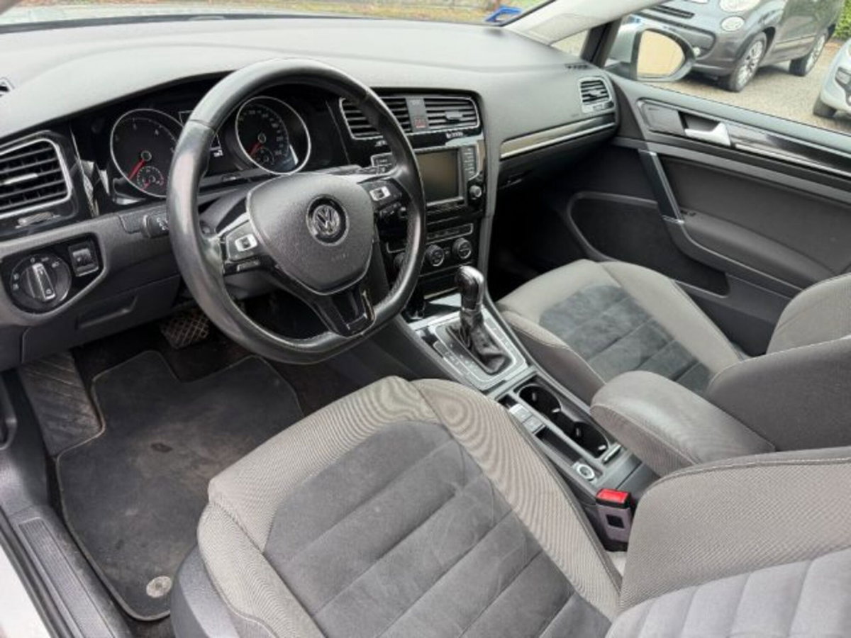 Volkswagen Golf Variant 1.6 TDI 110 CV DSG Highline BMT (9)