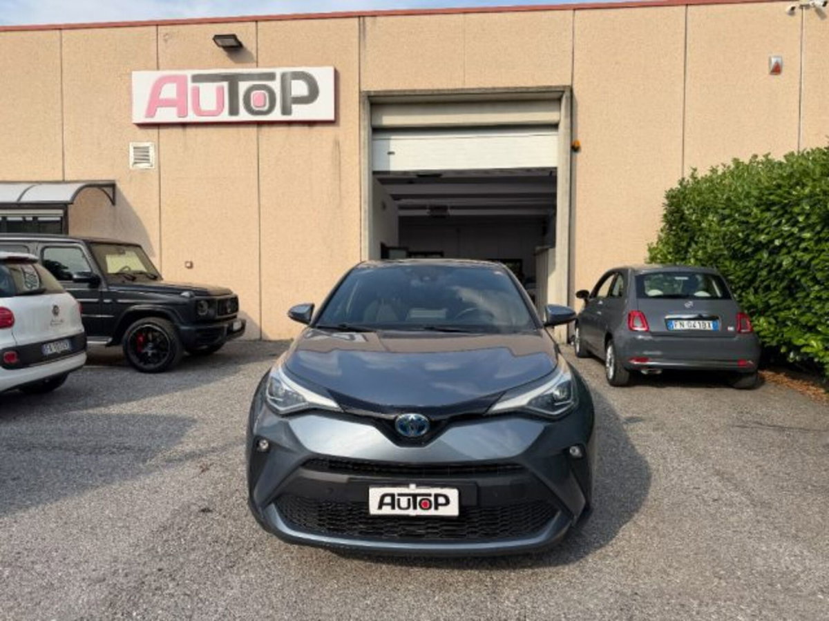 Toyota Toyota C-HR 2.0 Hybrid E-CVT Lounge (2)