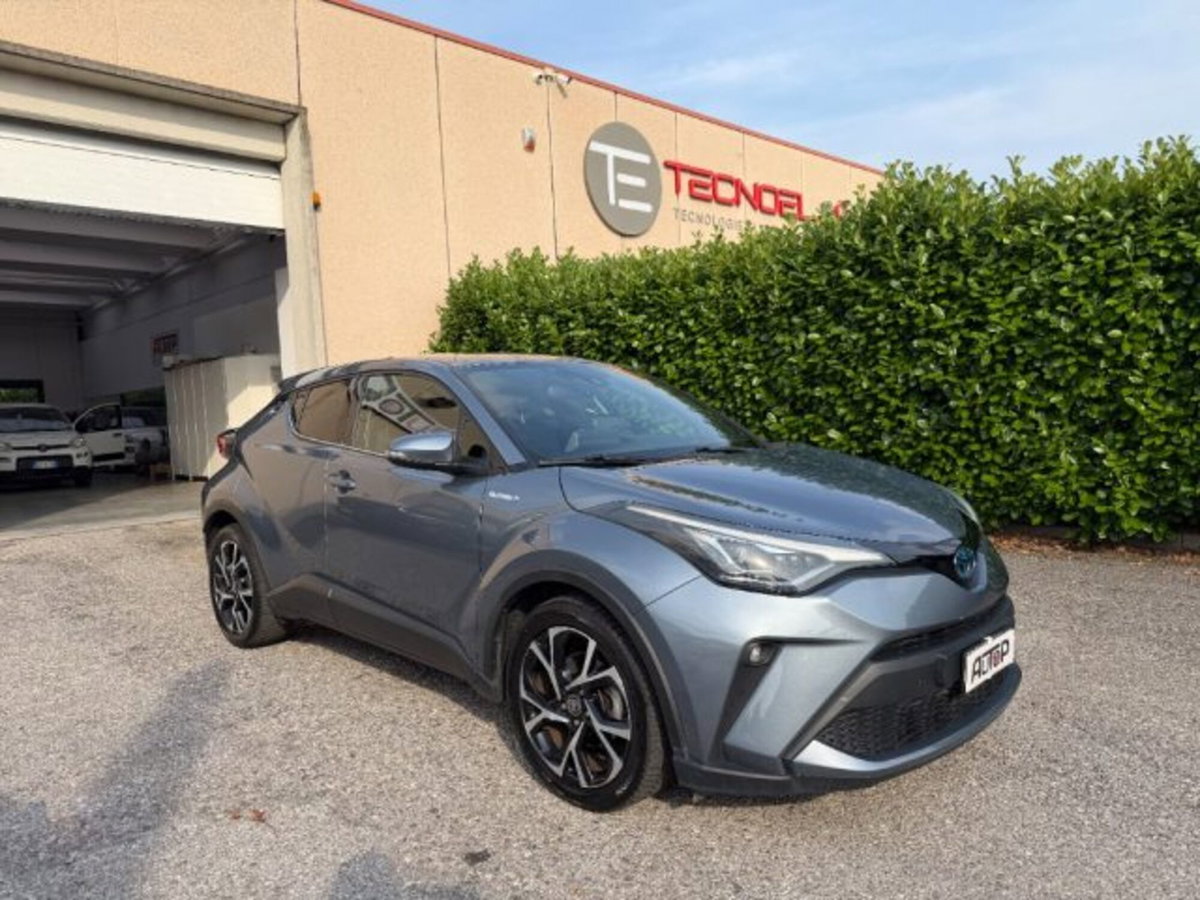 Toyota Toyota C-HR 2.0 Hybrid E-CVT Lounge (3)