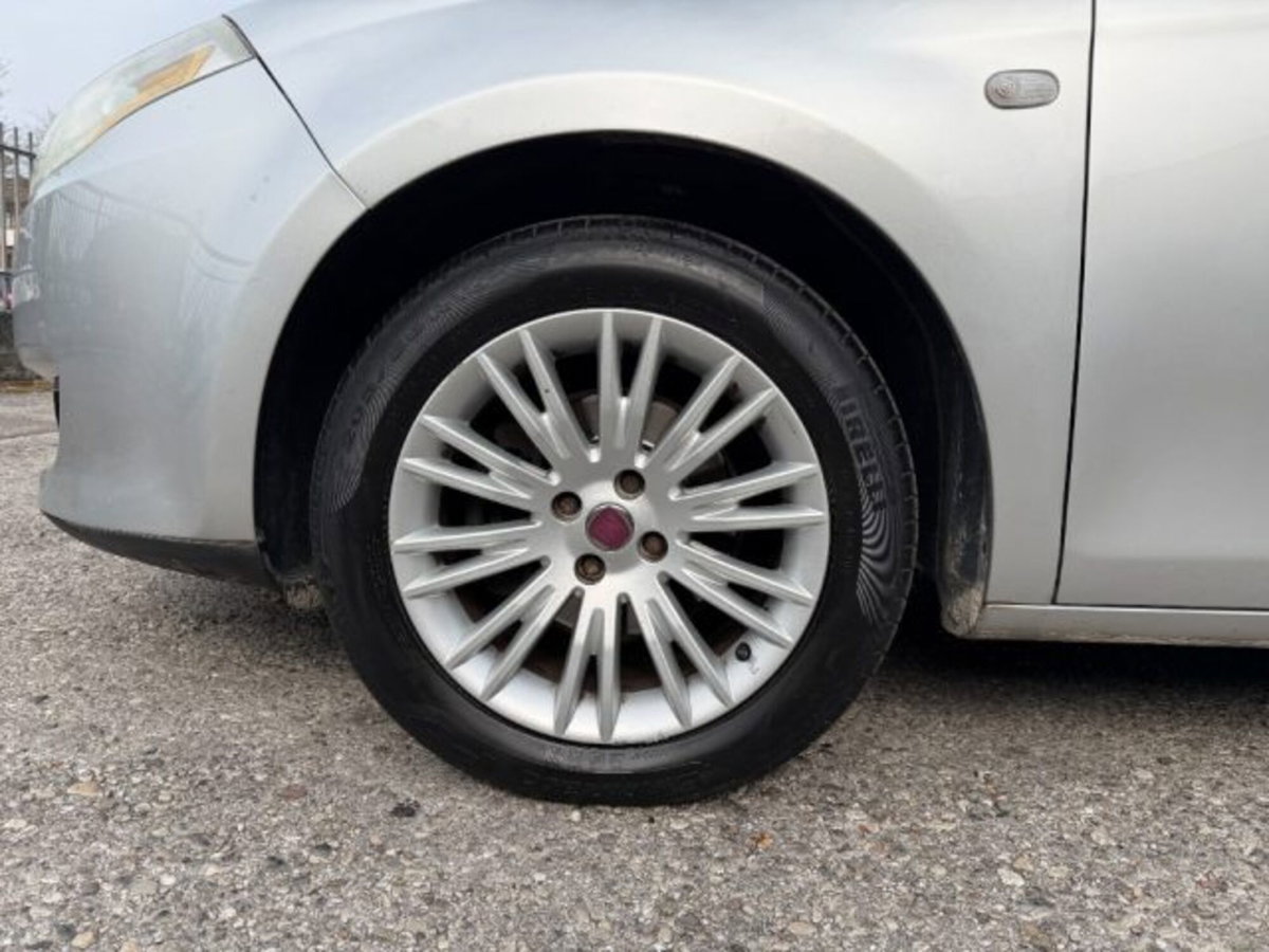 Fiat Bravo 1.6 MJT 120 CV DPF Active (8)
