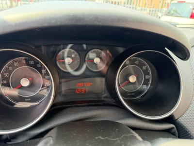 Fiat Punto Evo 1.3 Mjt 75 CV 5 porte Dynamic (11)