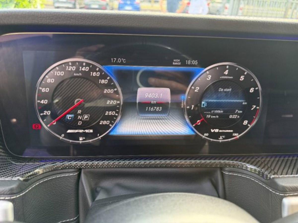 Mercedes-Benz Classe G 63 AMG Premium (10)