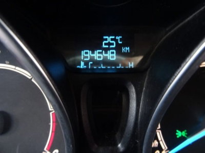 Ford Fiesta 1.5 TDCi 75CV 5 porte Titanium (14)